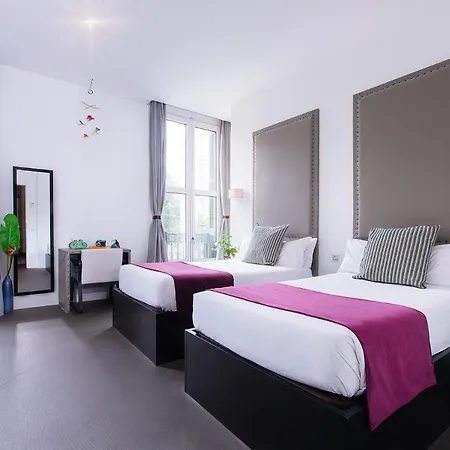 Guest house Amra Caspe Barcelona